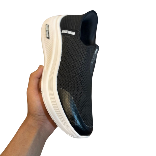 F105 Men’s Black Slip-On Sneakers – Lightweight Mesh Casual Daily Wear Shoes