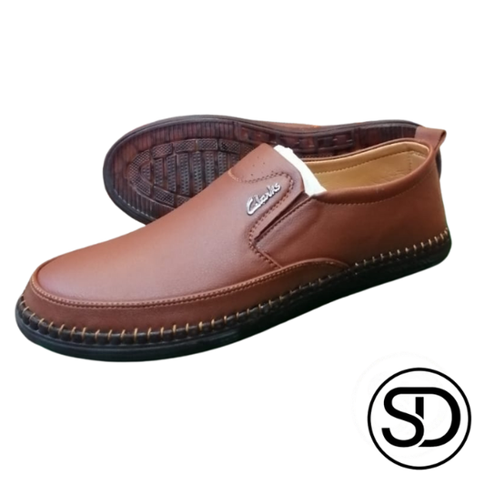 Men’s Classic Brown Clark Shoes – Comfortable Slip-On & Everyday Wear
