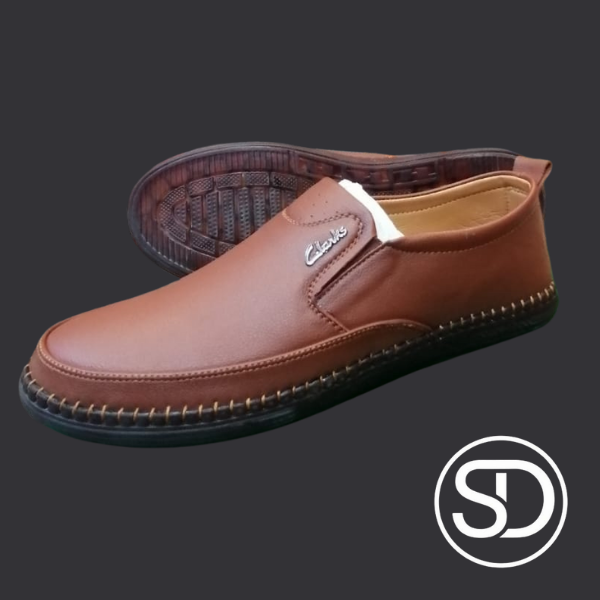 Men’s Classic Brown Clark Shoes – Comfortable Slip-On & Everyday Wear