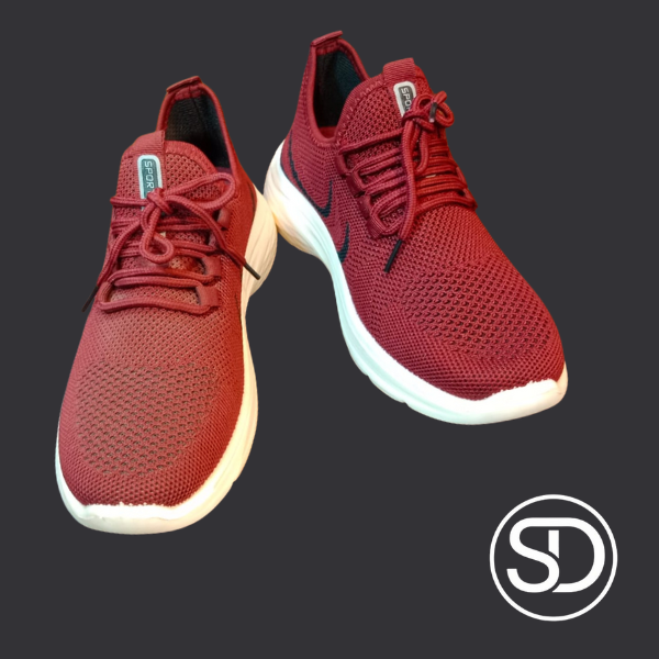 Women’s Lightweight Sports Sneakers – Breathable, Cushioned & Trendy (IS44)