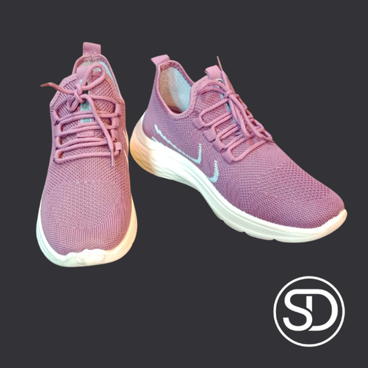 Women’s Lightweight Sports Sneakers – Breathable, Cushioned & Trendy (IS44)