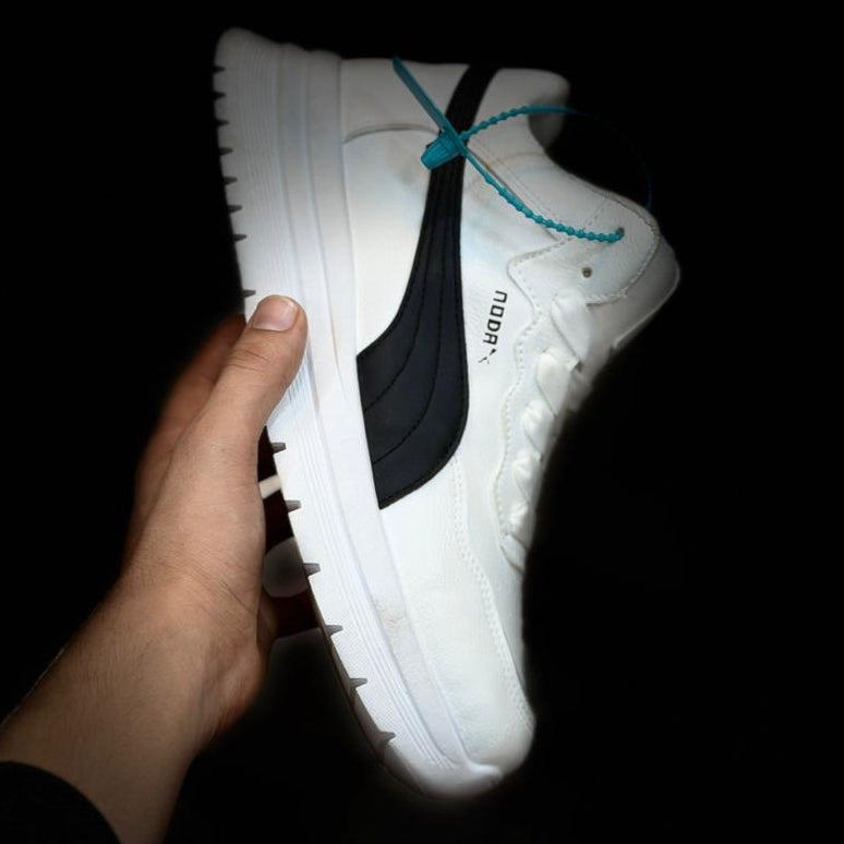 Men’s Stylish White Casual Sneakers – Comfortable Everyday Shoes