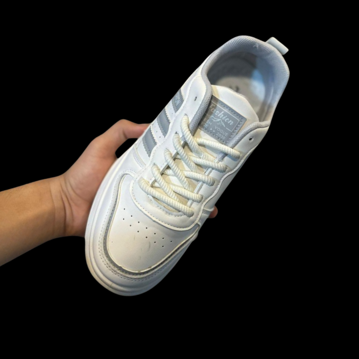 AK9907 Men’s Premium White Sneakers – Lightweight Casual & Daily Wear Shoes