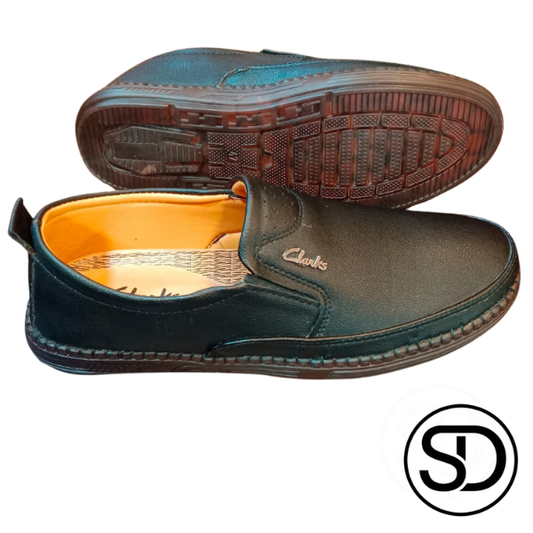 Men’s Classic Brown Clark Shoes – Comfortable Slip-On & Everyday Wear