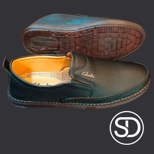 Men’s Classic Brown Clark Shoes – Comfortable Slip-On & Everyday Wear