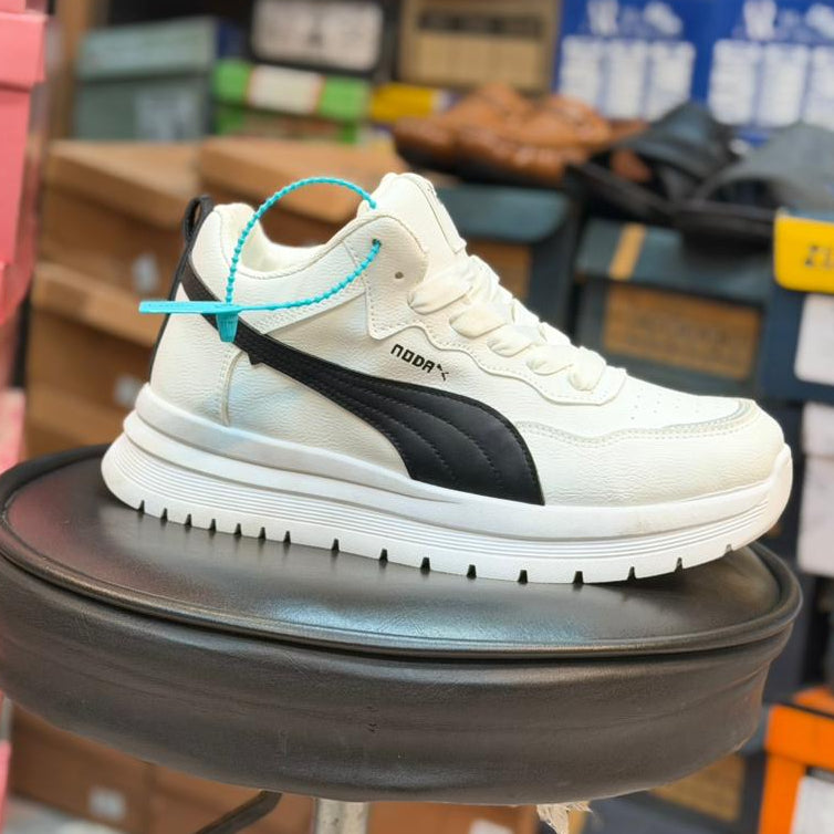 Men’s Stylish White Casual Sneakers – Comfortable Everyday Shoes