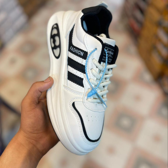 AK9907 Men’s Premium White Sneakers – Lightweight Casual & Daily Wear Shoes