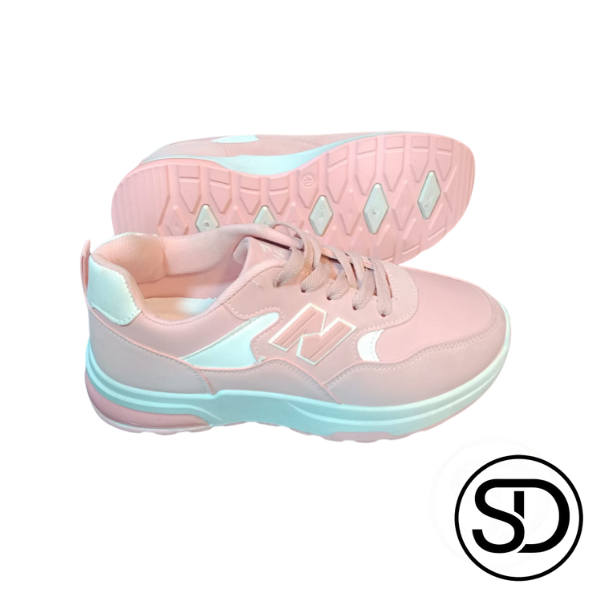 Women’s Stylish Sneakers – Lightweight, Comfortable & Trendy (Article HWY601)