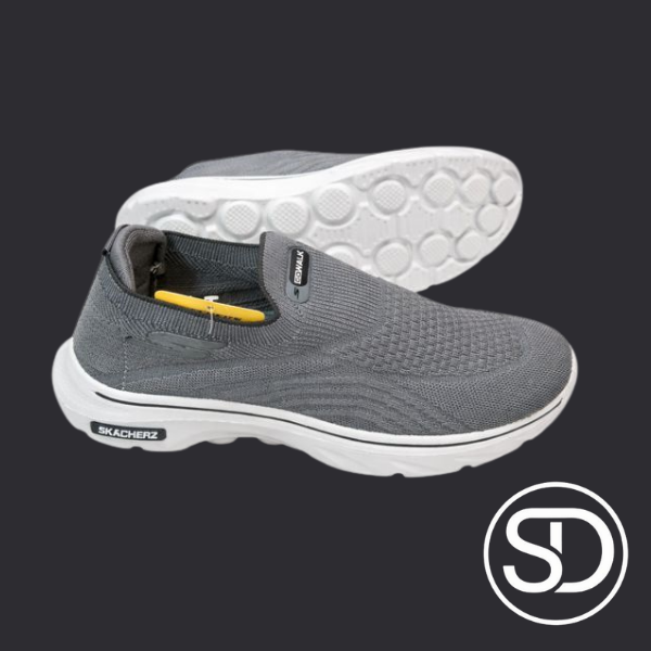 Men’s Slip-On Walking Shoes – Lightweight, Breathable & All-Day Comfort (YAZ30)