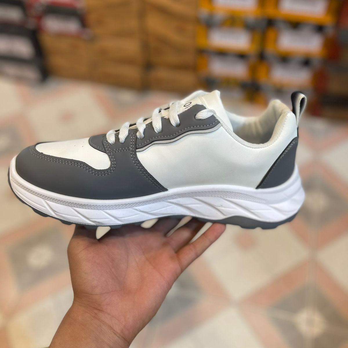 AeroFlex Men’s Casual Sneakers – Cushioned Sole Comfortable Daily Wear Shoes