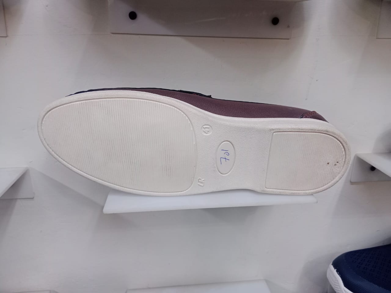 Style Deal Men’s Premium Textured Grey Loafers – Elegant Handcrafted Slip-On Shoes for Men | StyleDeal.pk