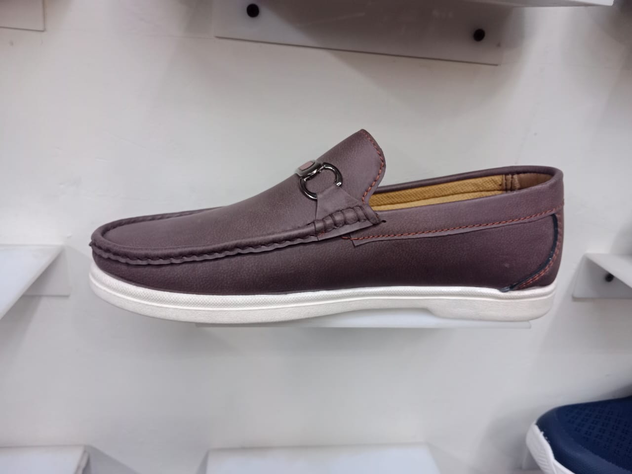 Style Deal Men’s Premium Textured Grey Loafers – Elegant Handcrafted Slip-On Shoes for Men | StyleDeal.pk