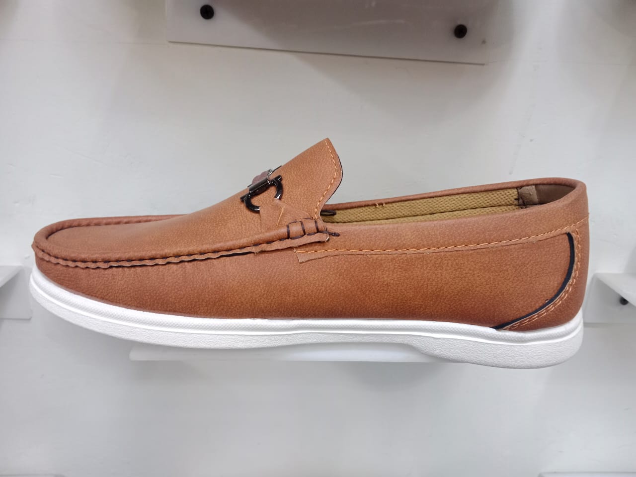 Style Deal Men’s Premium Textured Grey Loafers – Elegant Handcrafted Slip-On Shoes for Men | StyleDeal.pk